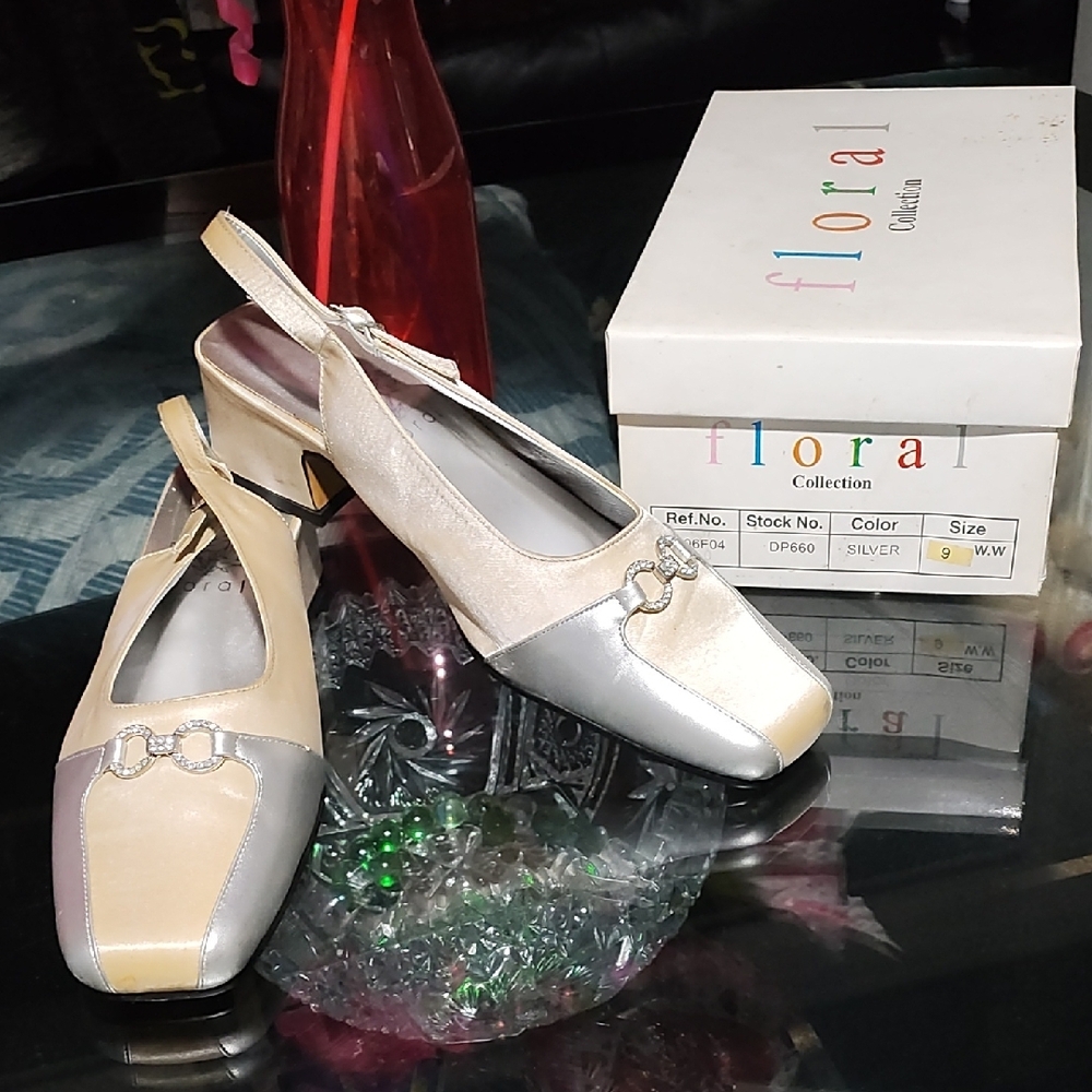 Women's Silver and Cream Slingback Floral Collection Shoes